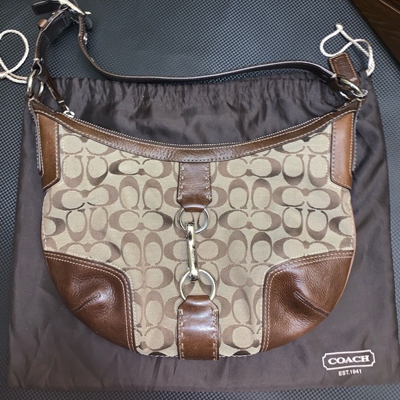 COACH purse - Picture 1 of 4